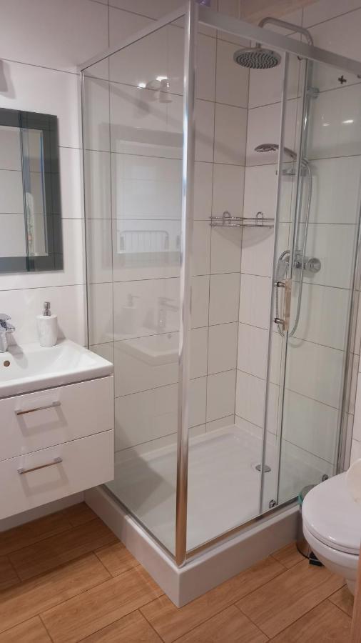 Pokoje I Domki Wiktoria Bedzino Exterior foto