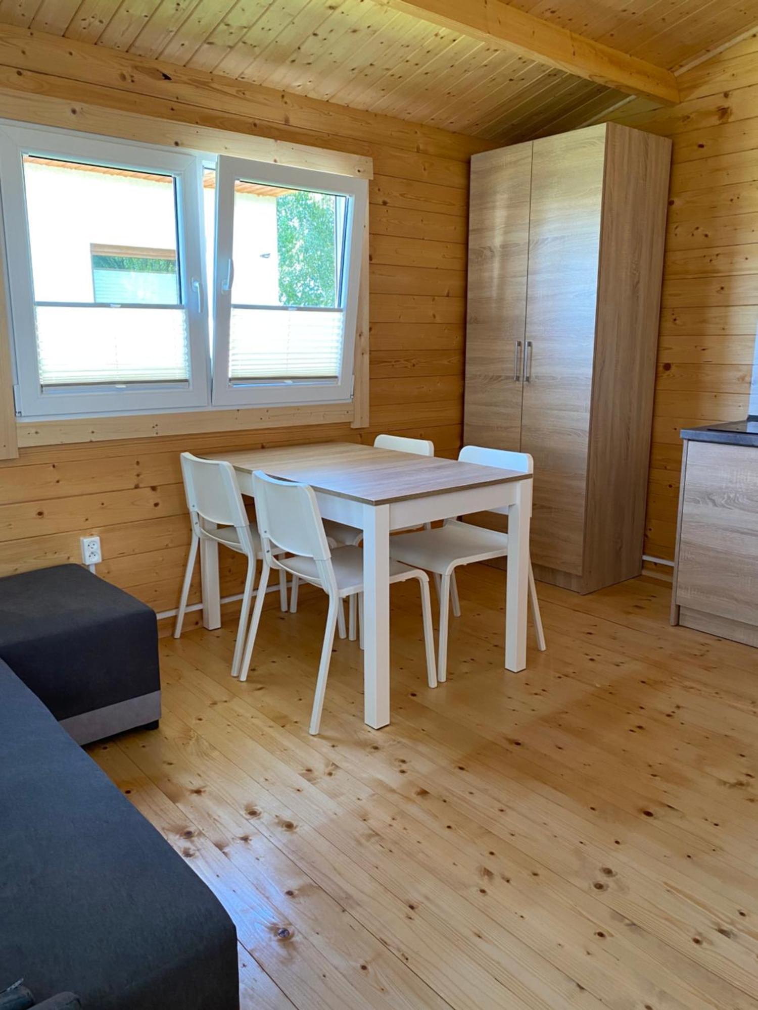 Pokoje I Domki Wiktoria Bedzino Exterior foto